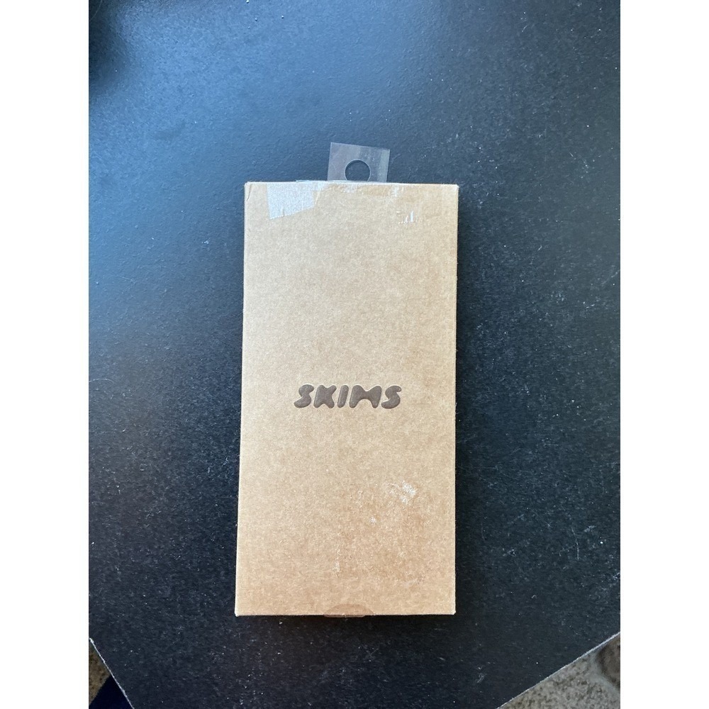 Skims Hosiery Crew Sock Nude Sand Tan Size Medium New In Box
